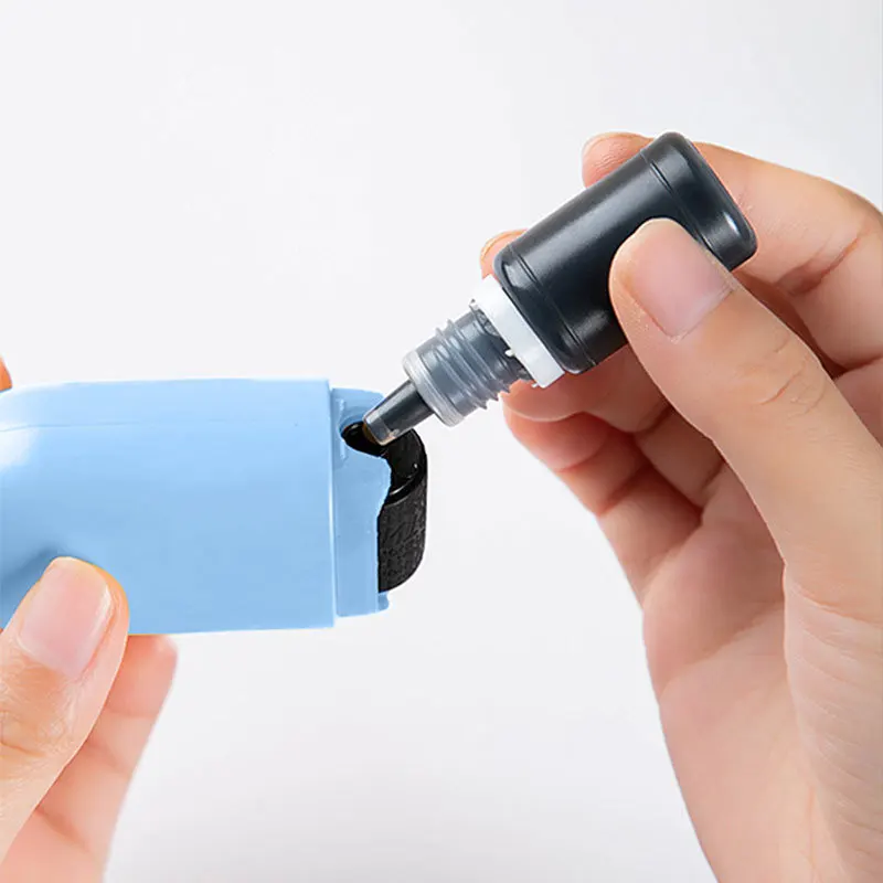 Pieczęć rolkowa. Ochrona poufnych danych.